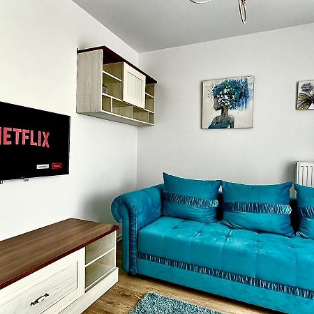 4Friendscoresibrasov Blue Bagian luar foto